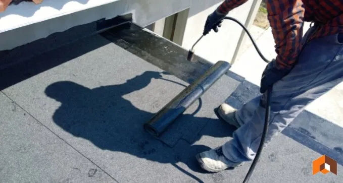 Reparar goteras con membrana en Llodio, Álava